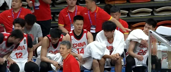 中国男篮大胜11分！郭士强战术奏效，廖三宁李弘权很强，数据出炉